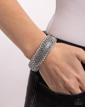 Load image into Gallery viewer, Triumphant Twinkle - White Bracelet
