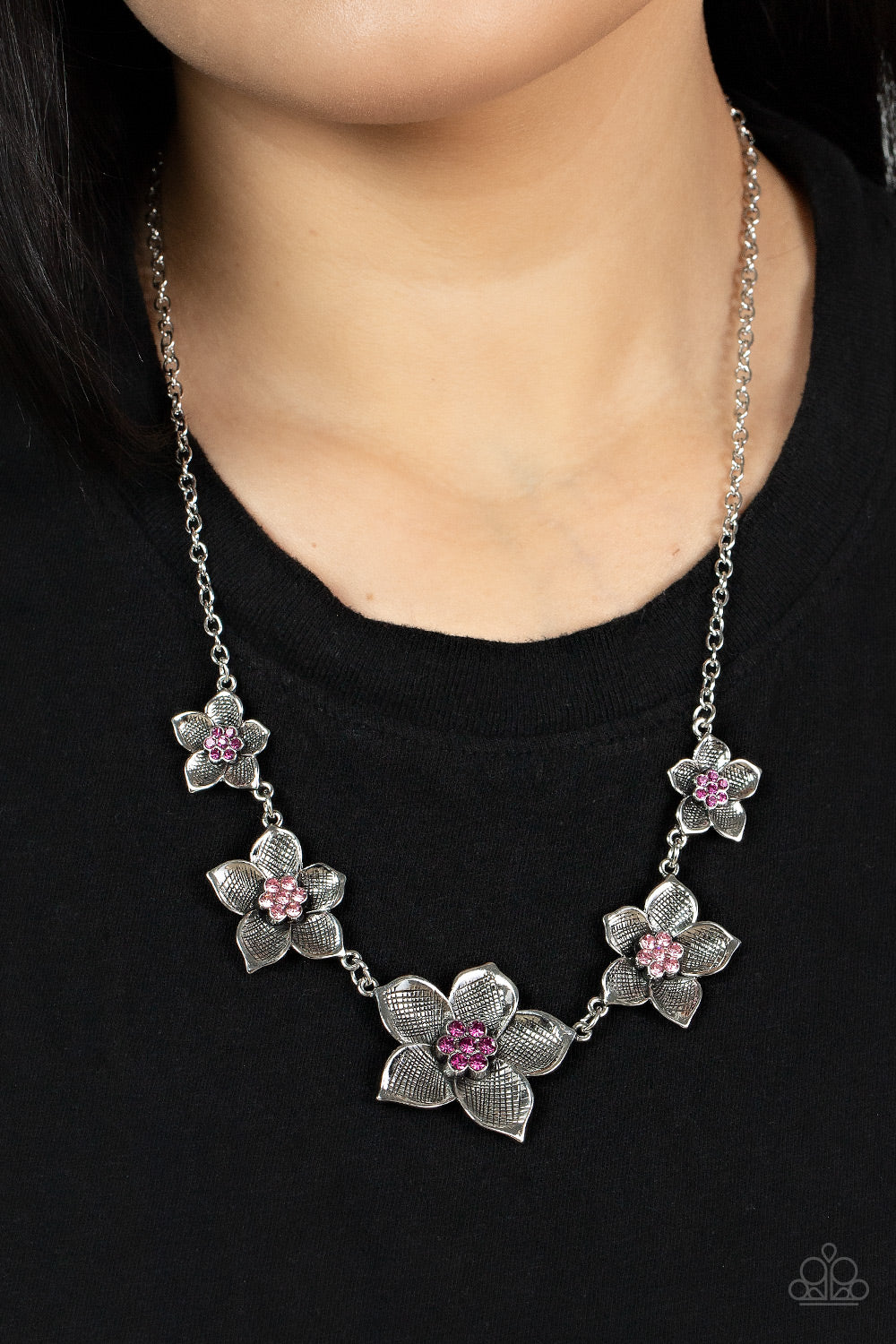 Wallflower Wonderland - Pink💖Necklace