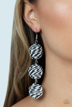 Load image into Gallery viewer, Laguna Lanterns - Black Paparazzi Earrings
